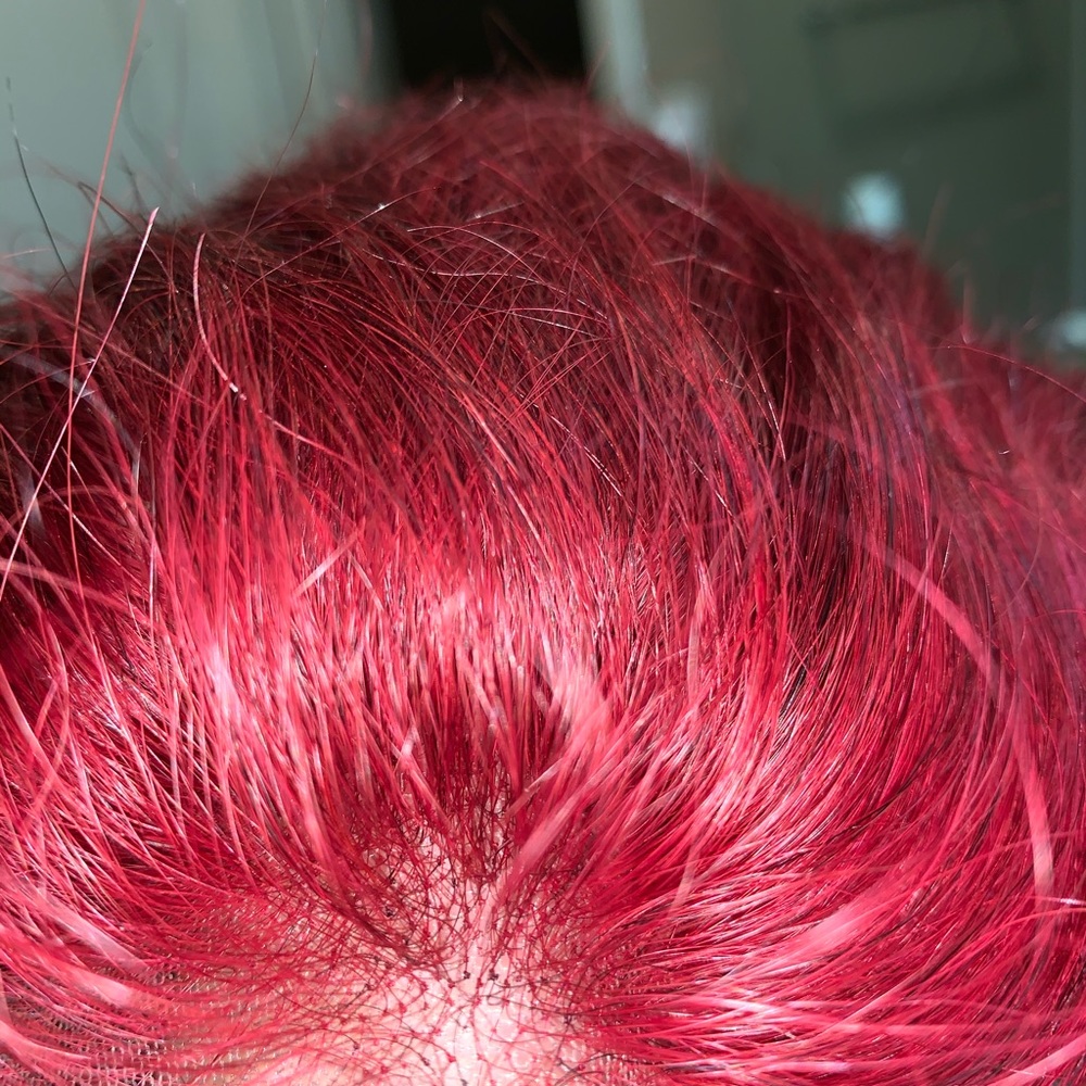 A size 8 red human hair wig it is very cute